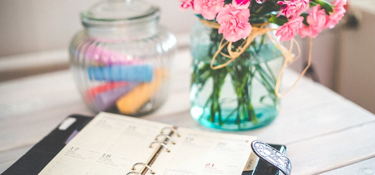 9 Simple Ways to Organize Your Workdays